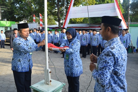 Selain Gaji Naik Tahun Depan ASN juga Tetap dapat THR dan Gaji 13