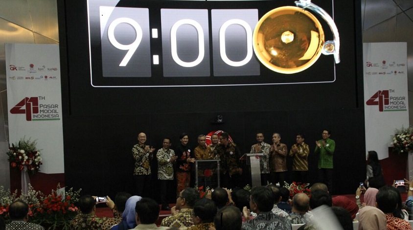41 Tahun Diaktifkannya Pasar Modal Indonesia, OJK dan SRO Buka Perdagangan Saham BEI
