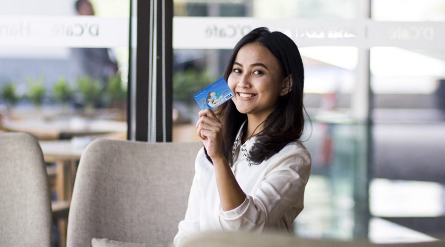 Pertama di Indonesia, Bank KEB Hana Luncurkan Kartu Debit Keluarga