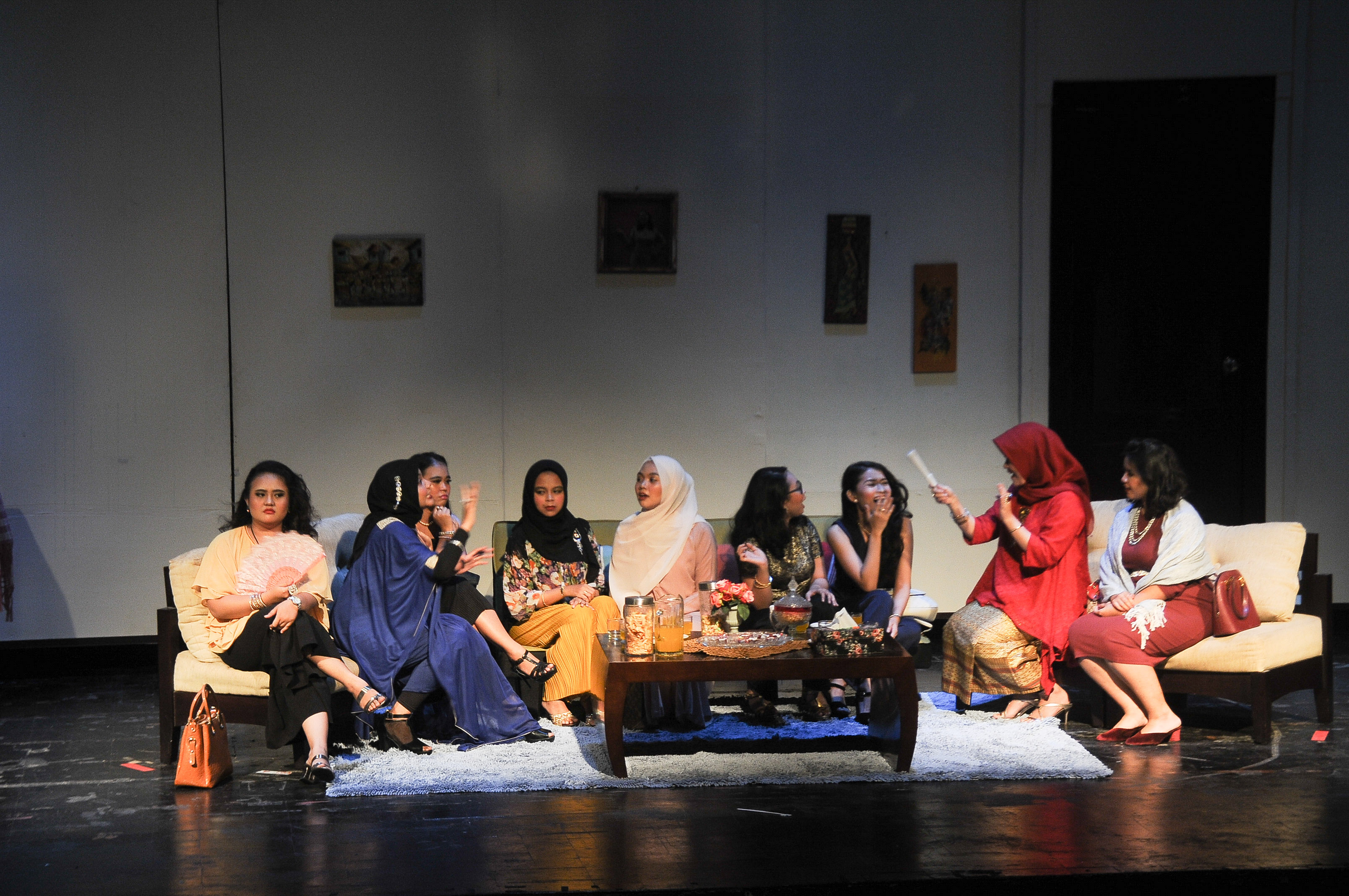 KDTI UI Gelar Teater Kabut Kemukus
