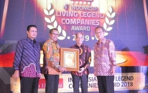 PT Wijaya Karya (WIKA) Raih Penghargaan Living Legend Company