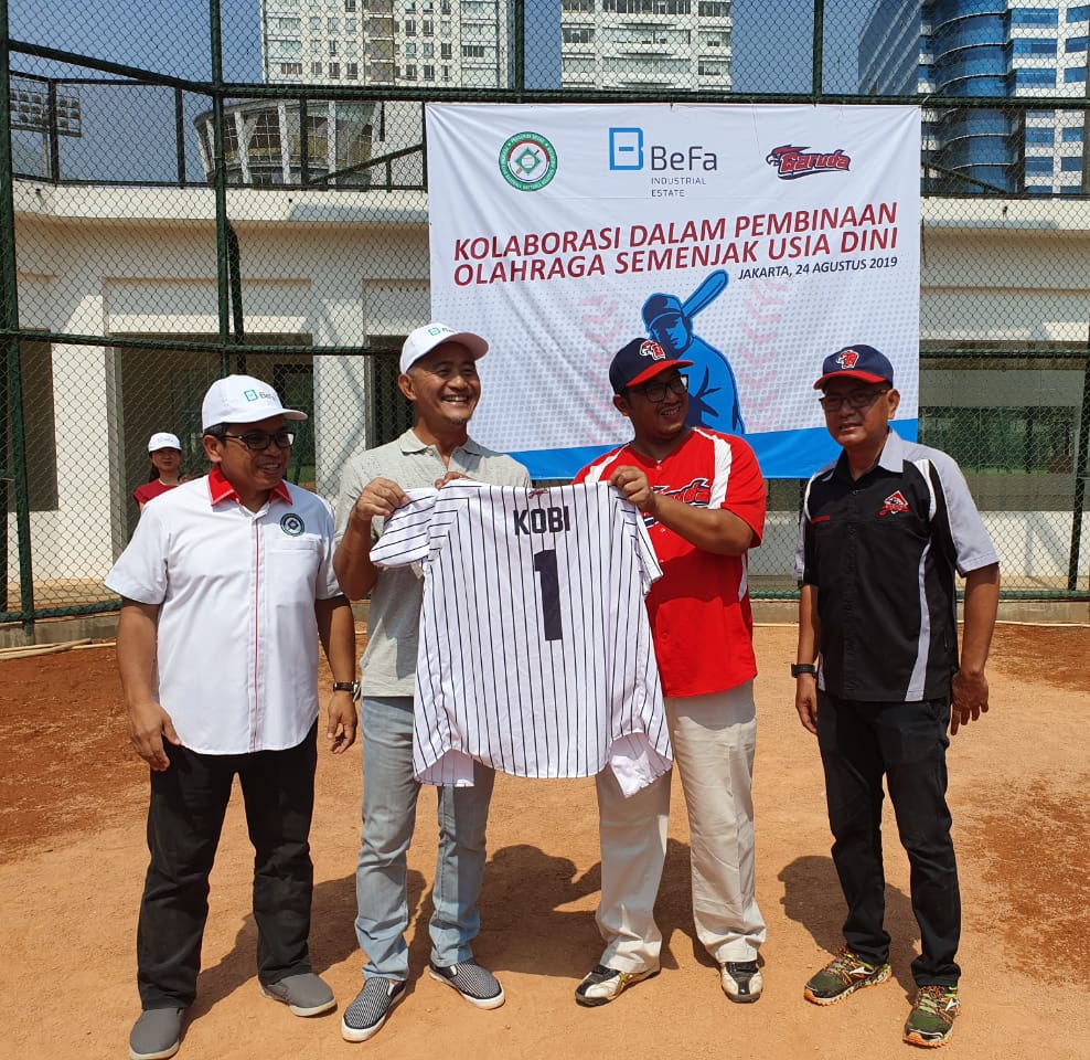 Garuda Baseball Club Kolaborasi dengan PT Bekasi Fajar Industrial Estate Tbk (BEST) Bina Usia Dini