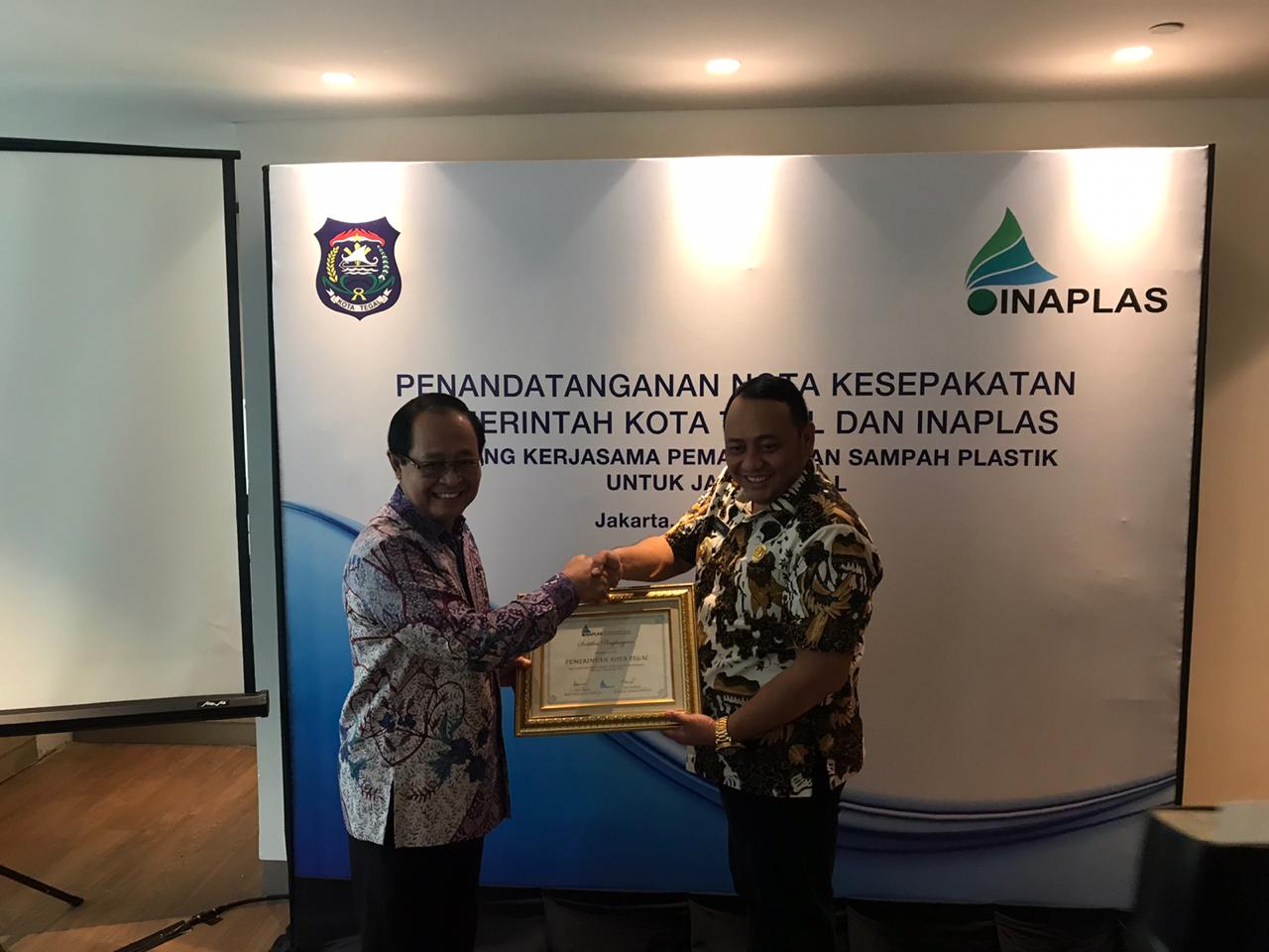 Terapkan Jalan Aspal Plastik, Pemkot Tegal Gandeng INAPLAS