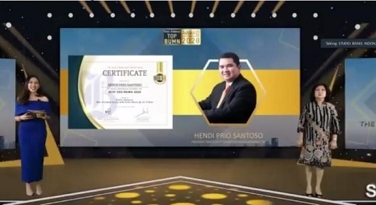 Dirut Semen Indonesia (SMGR) Raih Penghargaan The Best CEO BUMN