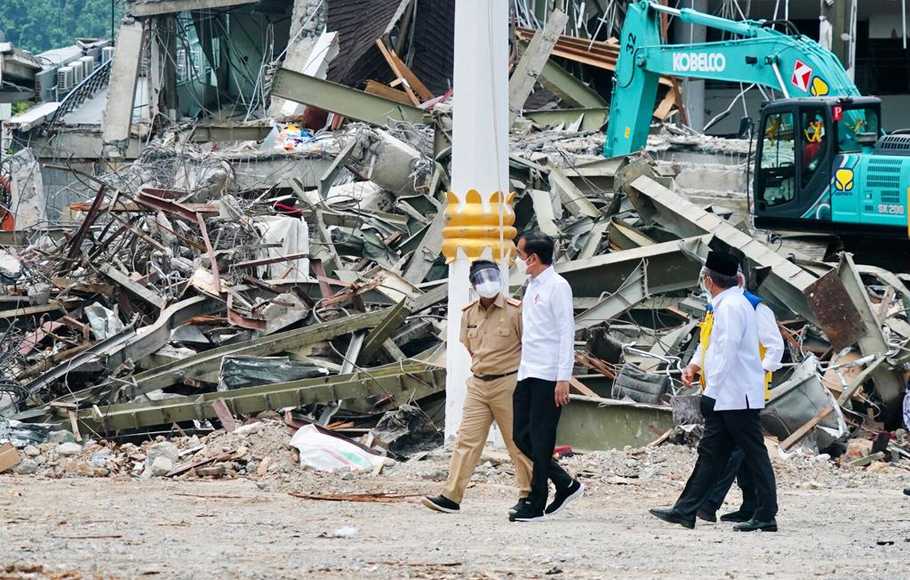 Gempa Sulbar 90 Korban Tewas 3 Orang Hilang