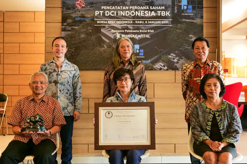 Listing Perdana, Saham DCI Indonesia (DCII) Langsung Naik 25 Persen