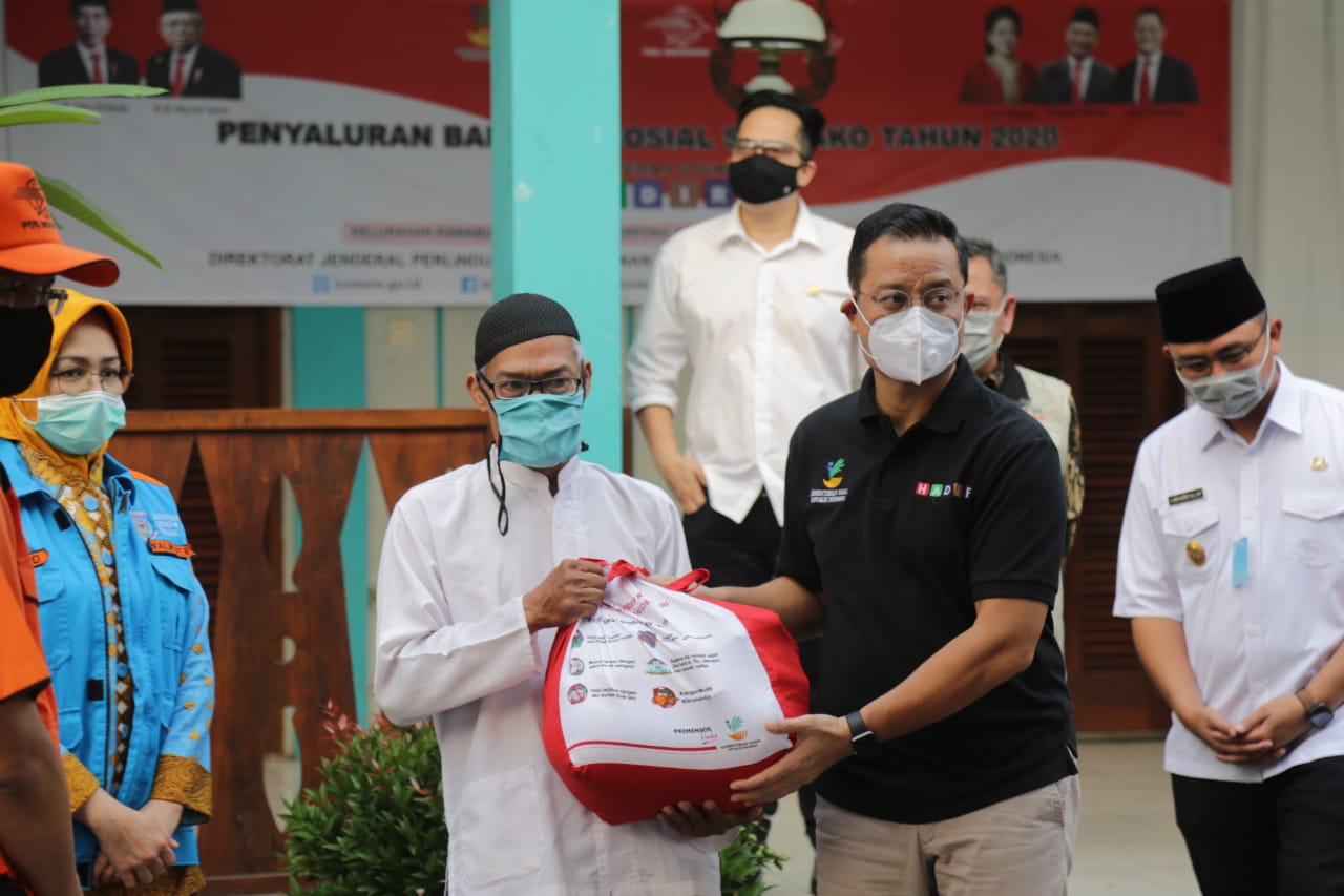 Survei LSI, Masyarakat tidak Yakin Aparat Amanah dalam Penyaluran Anggaran PEN Covid-19