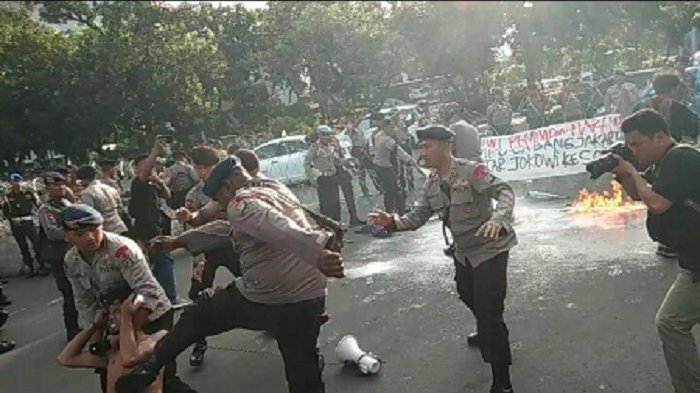 Maaf, Tak ada Larangan Tayangkan Tindak Kekerasan Polisi