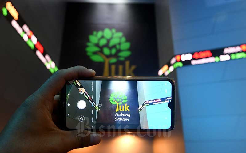 Wall Street Variatif, IHSG Lanjutkan Tren Positif