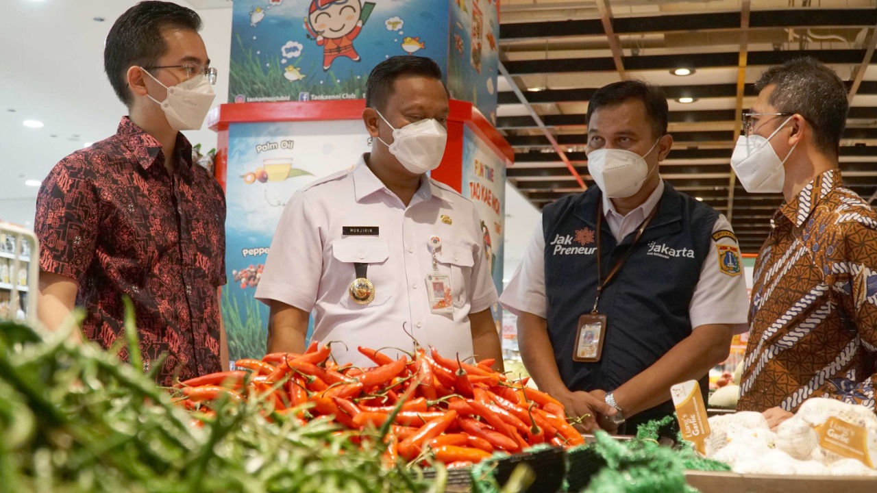 Tinjau Gerai Baru Diamond Supermarket Poins, Walkot Jaksel Jajaki Potensi UMKM
