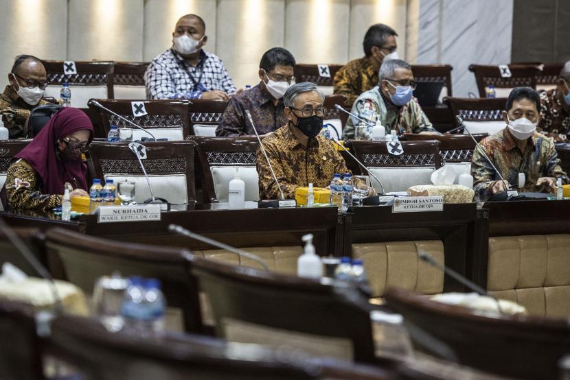 Dorong Transformasi Ekonomi Digital, Komisi XI DPR Setujui Anggaran OJK 2022 Rp6,32 T