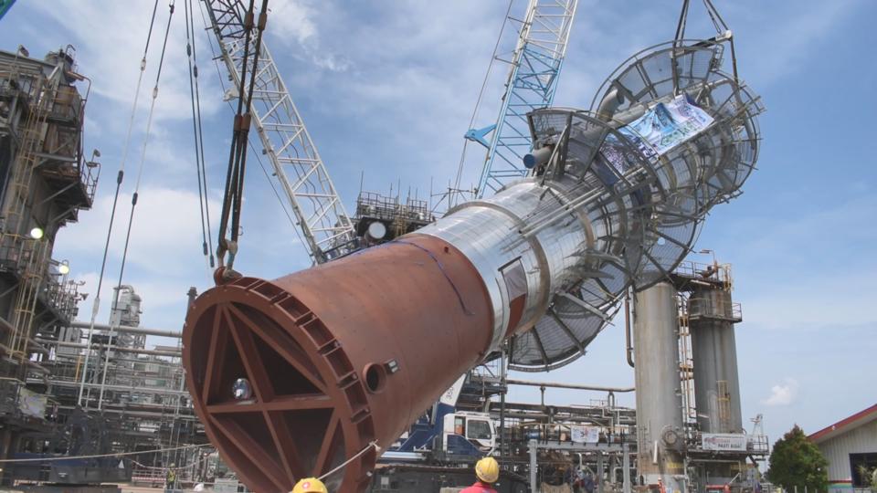 Pasang Preflash Column, Progres RDMP Balongan Capai 64.75 Persen