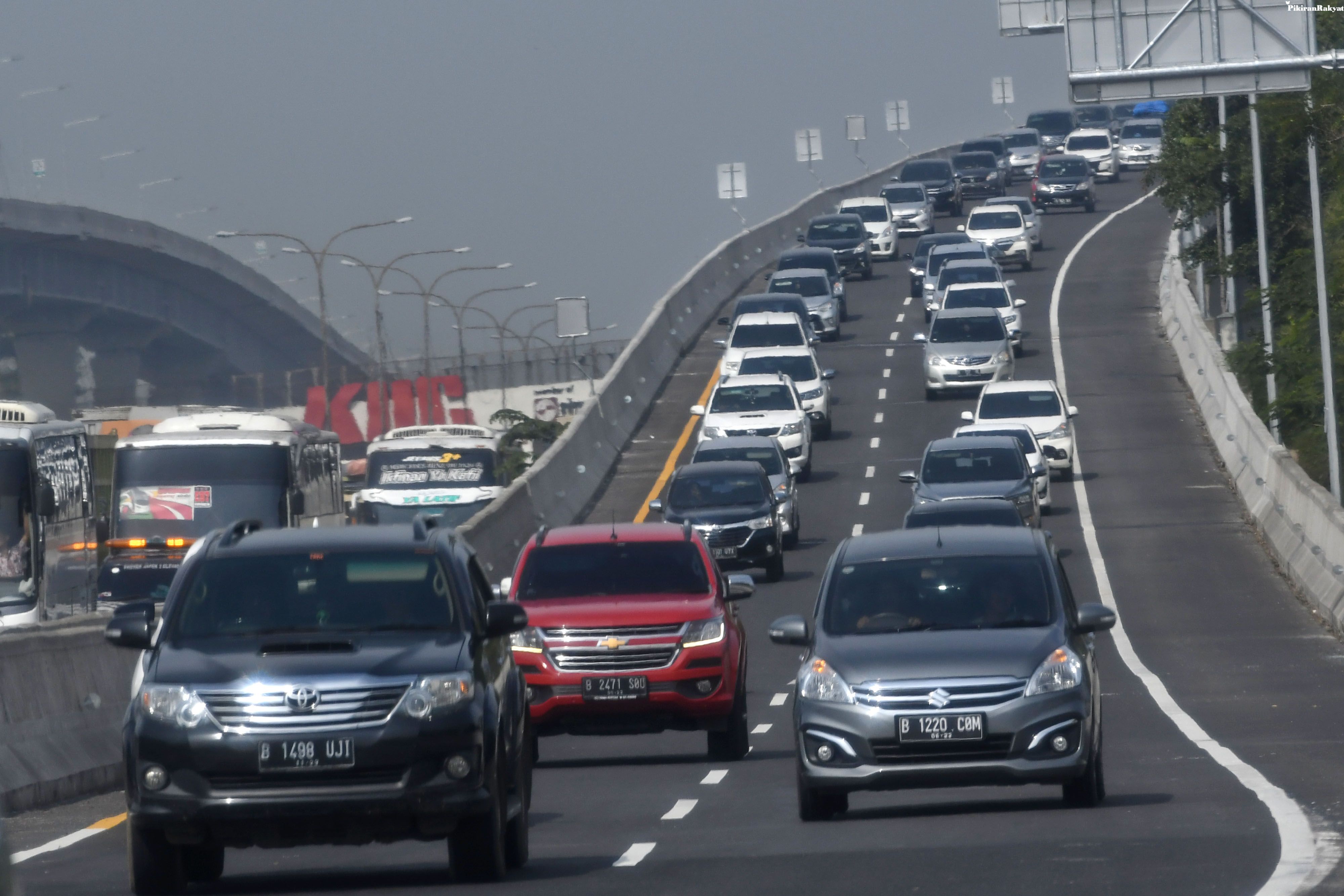 Curi Momen Libur Nataru, Hampir 1 Juta Kendaraan Tinggalkan Jabodetabek Per 22 Desember