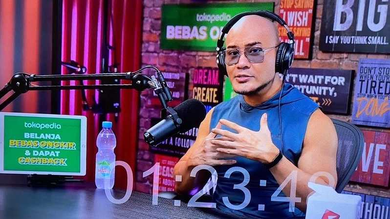 Digital Mediatama (DMMX) dan Cicepat Jadi Pemegang Saham Corbuzier