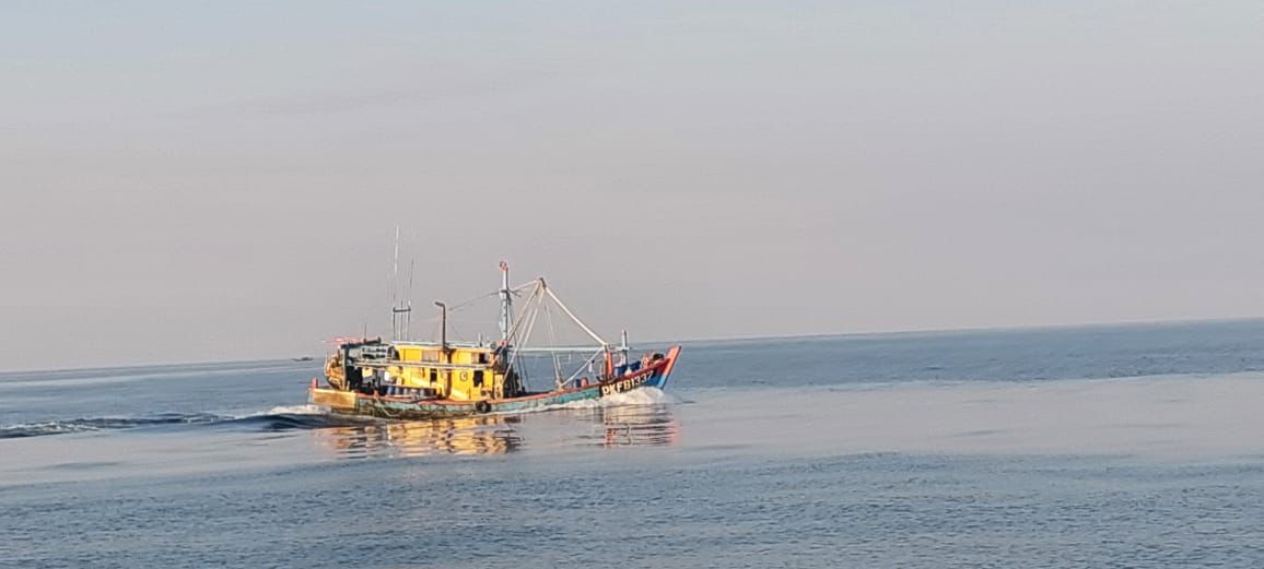 Tegas! PSDKP Tangkap Kapal Ikan Asing Berbendera Malaysia di Selat Malaka