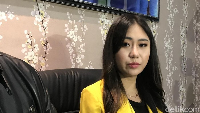 Polisi Tetapkan Selebgram Ayu Thalia Tersangka Pencemaran Nama Baik Anak Ahok