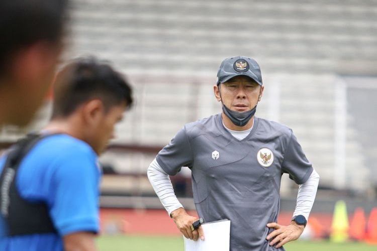 Bingung Betul Shin Tae-yong, 8 Pemain Timnas Indonesia Positif Covid-19!