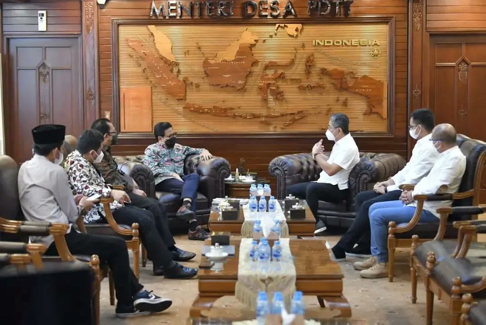 Besarkan Bumdesa, Kemendes PDTT Gandeng KADIN dan Himbara