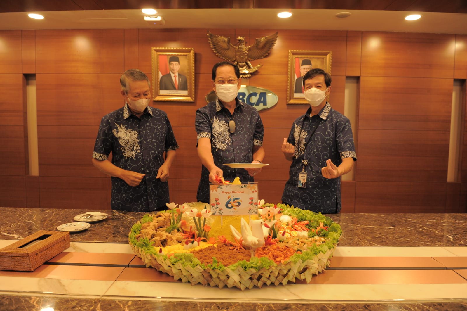 Memasuki Usia 65 Tahun, BCA Terus Hadirkan Inovasi Layanan Terbaik