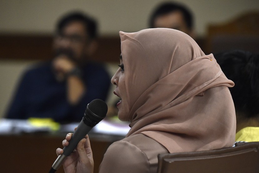 Pas Nyepi 2022, Angelina Sondakh Hirup Udara Bebas, dapat Cuti Jelang Pembebasan