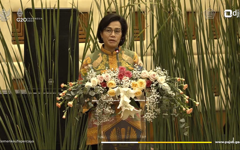 Menkeu Sebut Luhut Menteri Paling Tajir di Kabinet Indonesia Maju