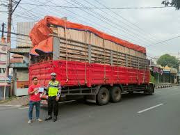 63 Persen Kendaraan Langgar ODOL Di Jalan Tol, JSMR: Berpotensi Merugikan