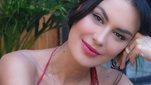 Hmmm! Berusia 51 Tahun, Sophia Latjuba Sukses Membuat Iri Kaum Perempuan