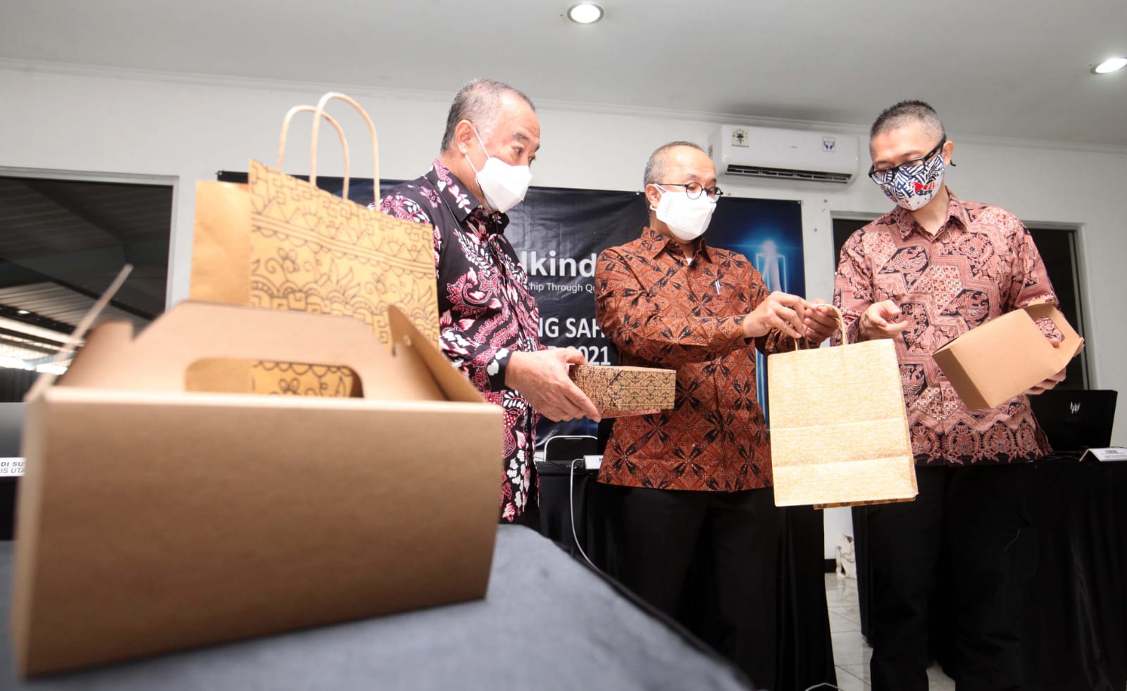 Pede Laba Tumbuh 40% di 2022, Mari Intip Strategi Bisnis Alkindo Naratama (ALDO)