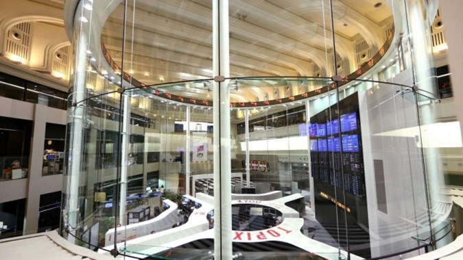 Indeks Nikkei Ditutup Turun 0,58 Persen