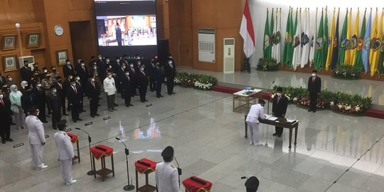 Lantik Lima Pejabat Gubernur, Pesan Mendagri Jaga Stabilitas Politik dan Keamanan
