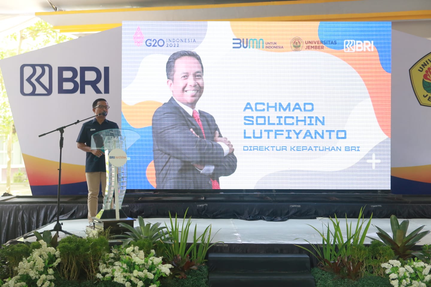 Perluas Konsep Community Banking, BRI Juga Luncurkan BRIWORK di Universitas Jember