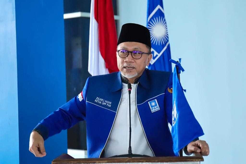 Ketua Umum PAN Zulkifli Hasan. dok. Pikiran Rakyat. Reshuffle Kabinet, Kursi Menteri Untuk Zulhas dan Mantan Panglima TNI Hadi Tjahjanto