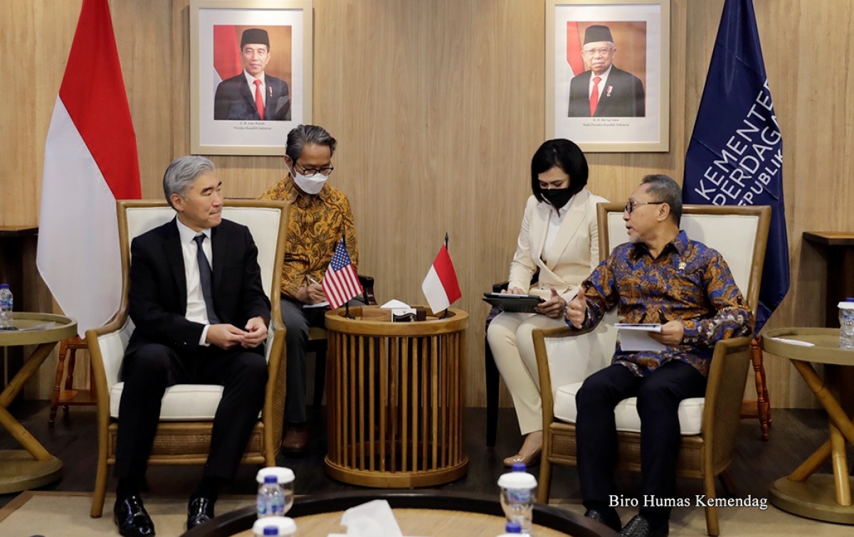 Menteri Perdagangan Zulkifli Hasan bertemu Dubes AS untuk Indonesia Sung Kim sepakat pererat hubungan ekonomi. dok. Humas Kemendag..jpeg Mendag-Dubes AS Bertemu, Sepakat Perkuat Kerja Sama Perdagangan Pulihkan Ekonomi