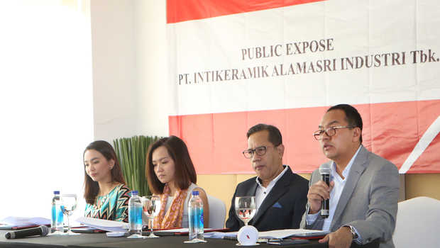 Aksi Perdana, Teuku Raffli Borong 15,36 Juta Saham Intikeramik Alamasri (IKAI)