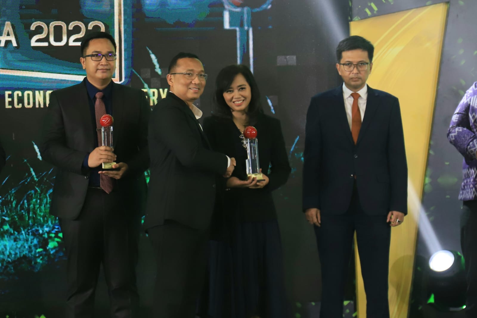 Konsisten Terapkan ESG, BRI (BBRI) Rebut 2 Penghargaan Utama ICAII 2022