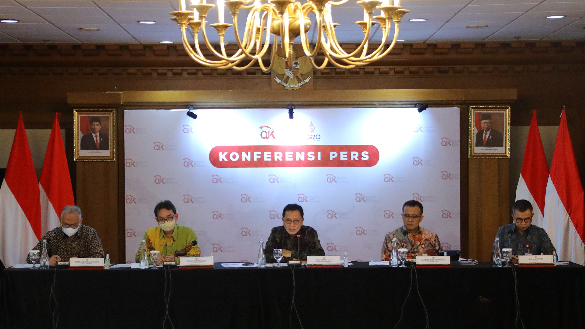 Kredit UMKM Capai Rp1.299 Triliun, OJK Dorong Pertumbuhan Ekonomi Berkelanjutan