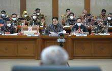 Menteri BUMN Erick Thohir rapat di DPR, Janji Tahun Depan BUMN Setor Dividen Rp43 Triliun. dok. Pikiran Rakyat. Rapat di DPR RI, Erick Thohir Janji Tahun Depan BUMN Setor Dividen Rp43 Triliun