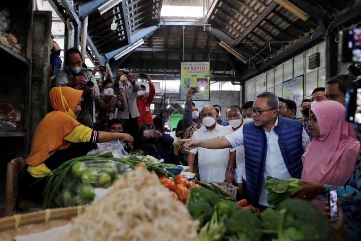 Mendag: Harga BBM Subsidi Naik, Harga Barang Pokok Masih Stabil