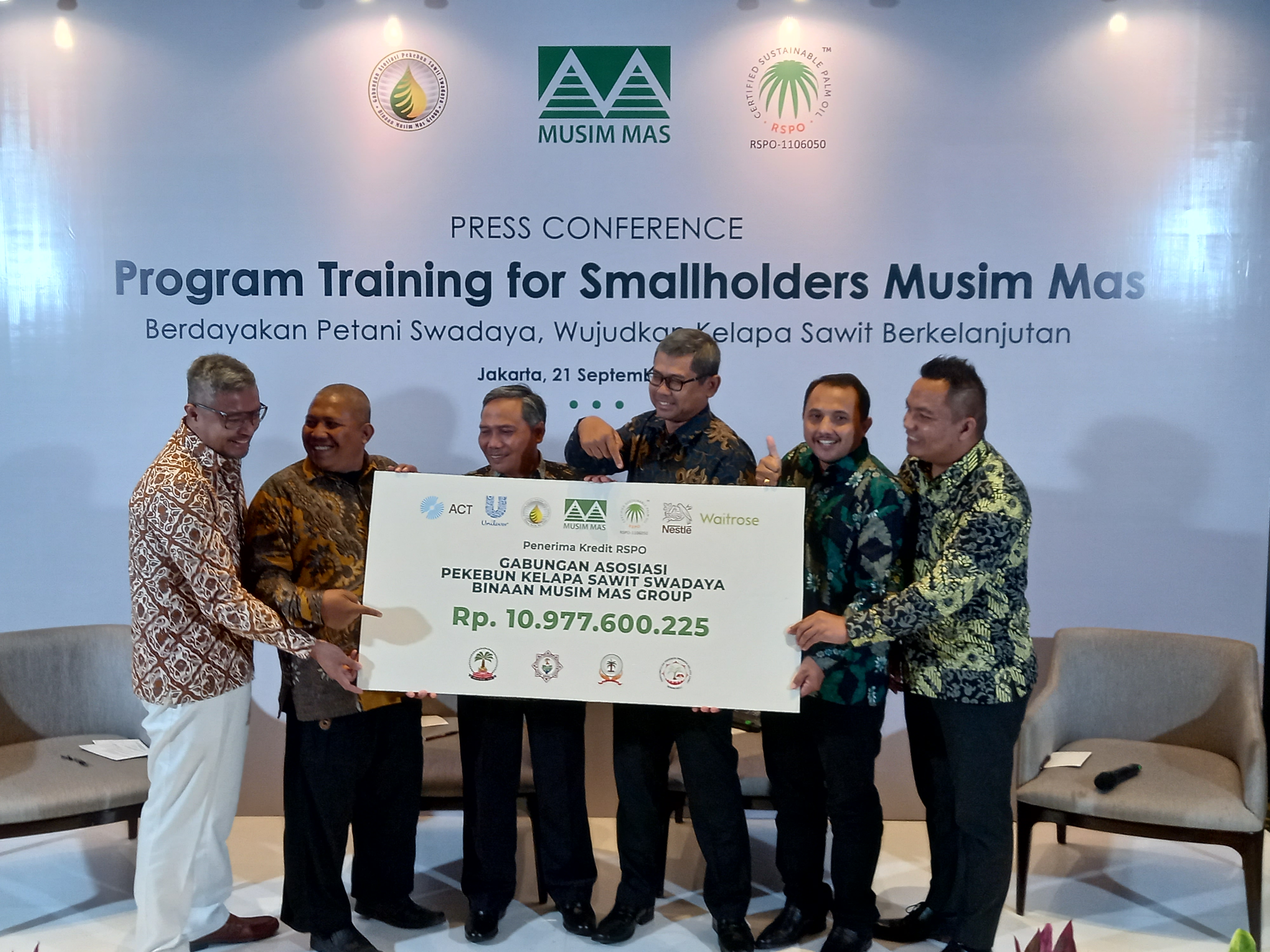 Melalui Sertifikasi RSPO, Musim Mas Dorong Petani Sawit Swadaya Go Pasar Global