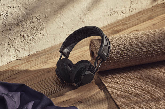 Erajaya Active Lifestyle Boyong Headphone Bertenaga Surya dari Adidas