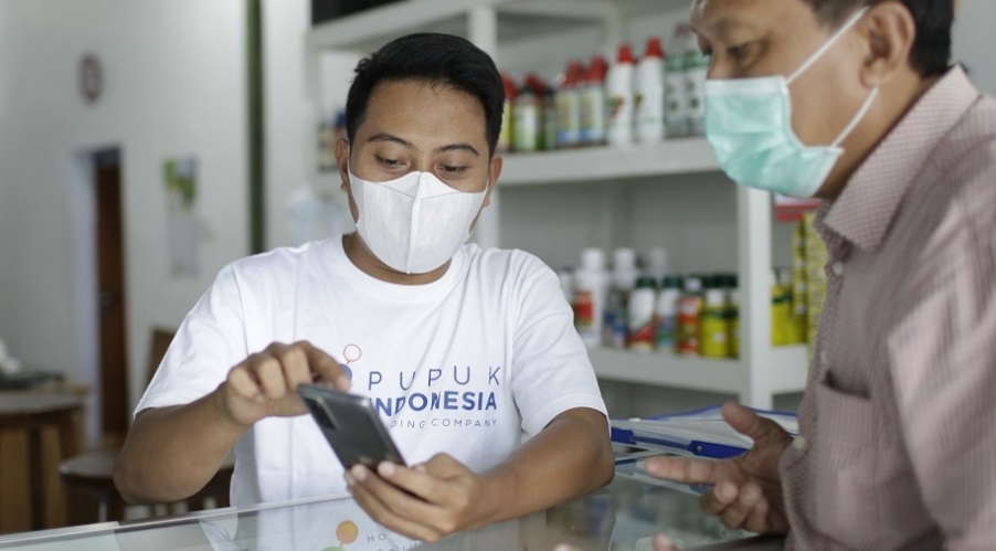 Aplikasi 'Rekan' Mudahkan Petani Tebus Pupuk Bersubsidi di Kios