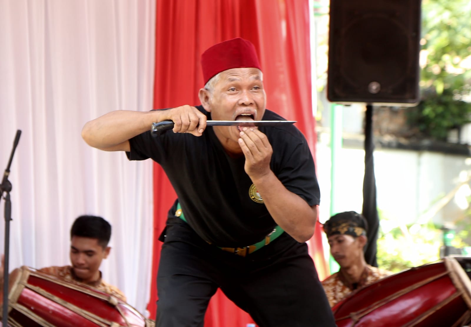 Sambung Rasa Banten 2022 Atraksi Debus dalam Tema Cinta Pancasila Cinta NKRI. dok. ist. Sambung Rasa Banten 2022: Atraksi Debus dalam Tema Cinta Pancasila Cinta NKRI