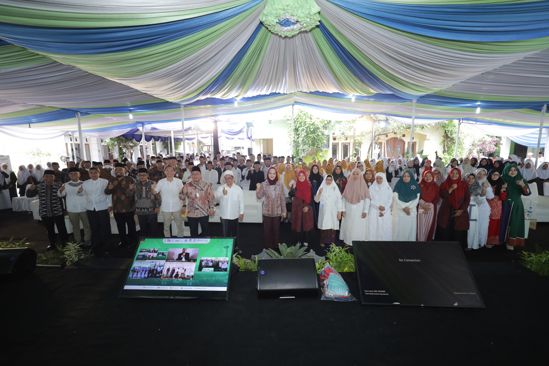 Dihadapan 5 Ribu Santri, OJK dan MES Kompak Kampanyekan Konsep 'SAKINAH'