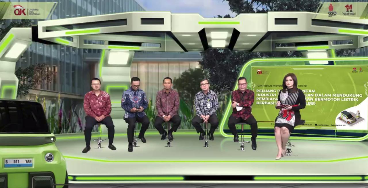 Jadi Narasumber Webinar OJK Institute, KB Bukopin Dukung EBT Kendaraan Bermotor Listrik