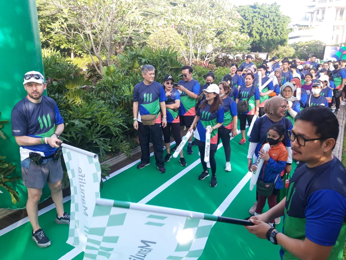 Manulife Indonesia mengajak para karyawan berpartisipasi dalam fun walk: Melangkah untuk Semakin Hari Semakin Baik, Minggu (11/2/2022). dok. ist. Fun Walk Manulife Indonesia, Ajak Karyawan Melangkah Untuk Semakin Hari Semakin Baik