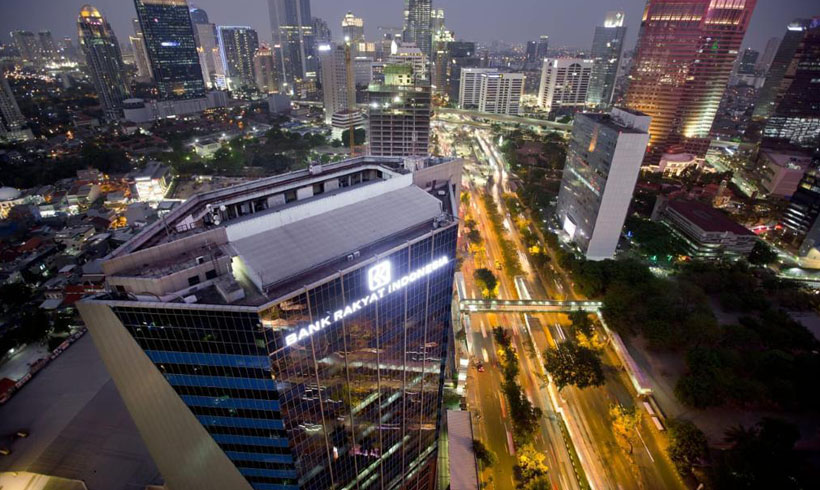 Dua Pengurus Teras Bank BRI Serok 100 Ribu Saham BBRI Rp4.430-4.650 per Lembar