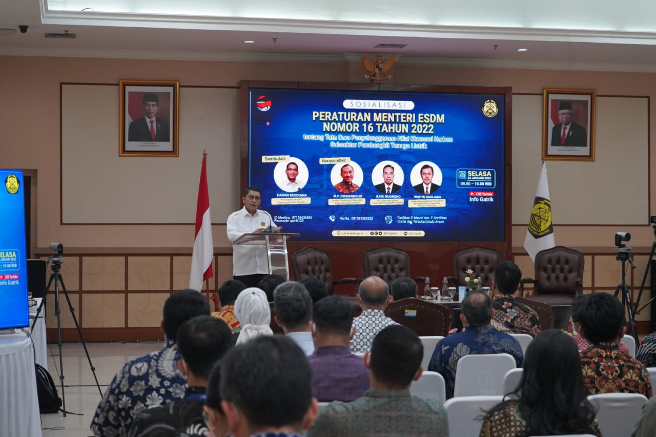 Kementerian ESDM Terbitkan Aturan Acuan Nilai Ekonomi Karbon Subsektor Listrik