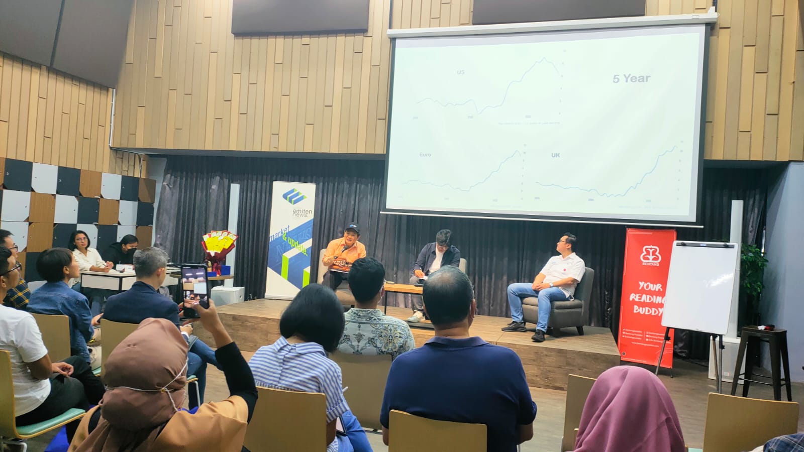 Outlook 2023: IHSG Jadi 8.000, Kendati Masuk Tahun Politik 
