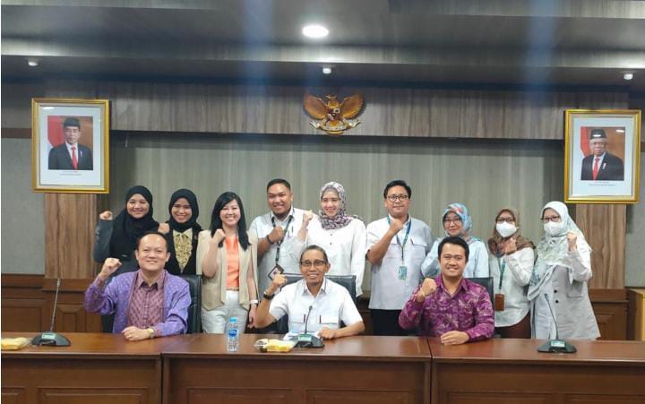 Luhur Pradjarto selaku Staf Ahli Menteri Bidang Hubungan Antar Lembaga Kemenkop bersama jajaran kepengurusan JCI Indonesia JCI ASPAC Conference 2023 Menjadi Peluang UMKM Tembus Ekspor
