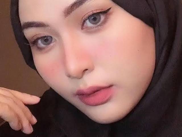 Elisa Siti Mulyani, make up artist yang dibunuh mantan pacar. dok. pribadi. Detiknews. Make Up Artist itu Dibunuh Mantan Pacar, Komnas HAM Nilai Tergolong Femisida